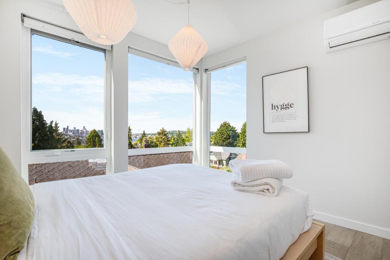 Rooftop Patio With Waterview, Private Garden & Grill 3Br 3Ba- Modern Cityscape Seattle Bagian luar foto