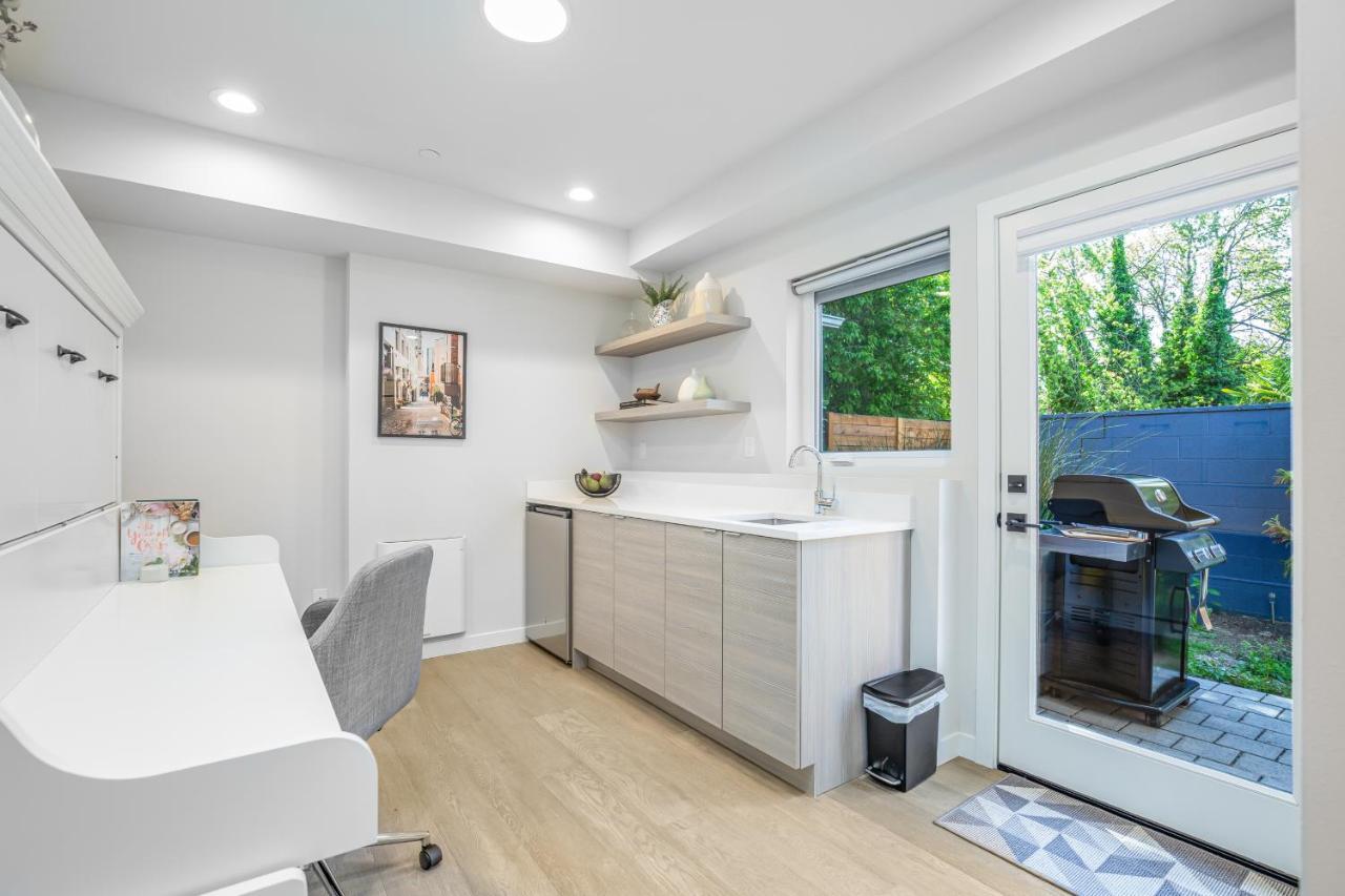 Rooftop Patio With Waterview, Private Garden & Grill 3Br 3Ba- Modern Cityscape Seattle Bagian luar foto